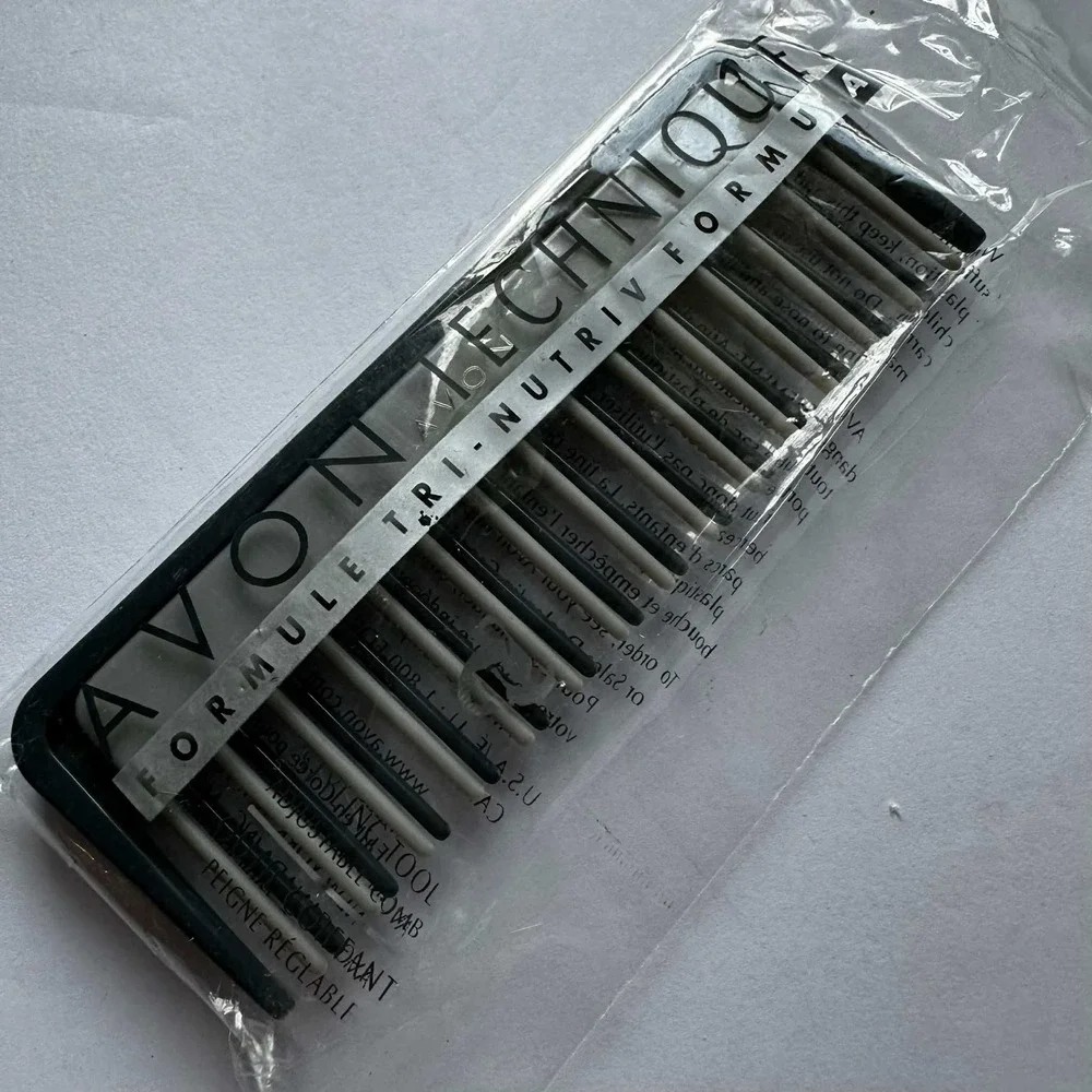 (2) Avon Techniques Tri-Nutriv Combination Comb‎ Styling Tool Vintage 1998